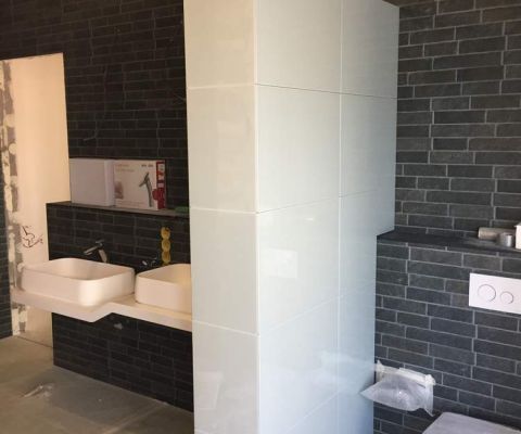 2-C9DAE2C7-38D4-4BED-BC3E-9780047EE491JPG